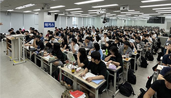 ���ǽ� �Ѹ�